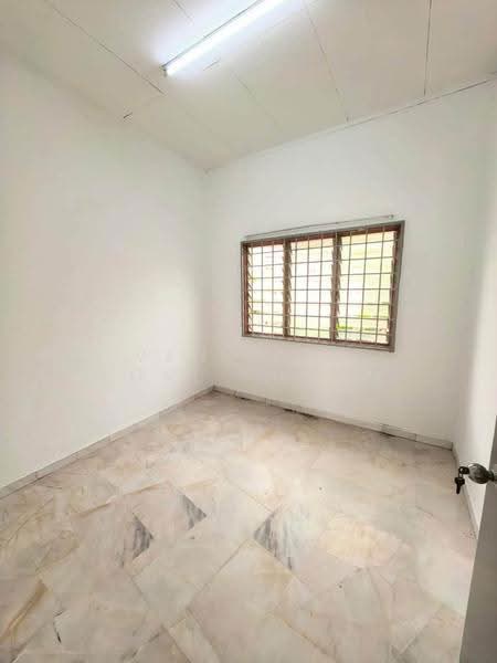 Rumah Teres 1-Tingkat untuk Disewa di Bukit Raja (Selangor) - Veni Foo Yoke Fuang - Interior - PropertyGuru.com.my