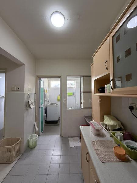 Dry Kitchen