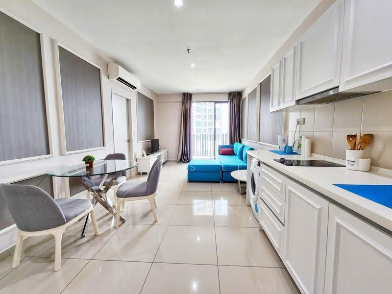 Service Residence for Rent at i-SOHO @ i-City - Chris Lee - Living Room - PropertyGuru.com.my