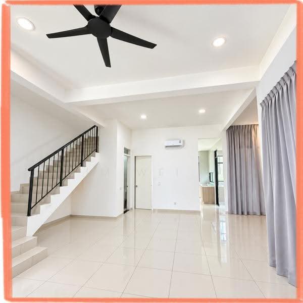 Cluster House for Rent in Taman Ekoflora (Johor Bahru) - Lim Wei Li - Living Room - PropertyGuru.com.my