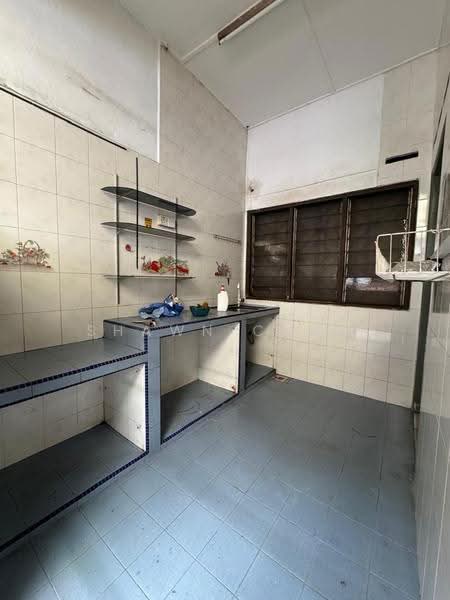 Rumah Teres 1-Tingkat untuk Disewa di Taman Johor Jaya (Johor Bahru) - Shawn Chan - Kitchen - PropertyGuru.com.my