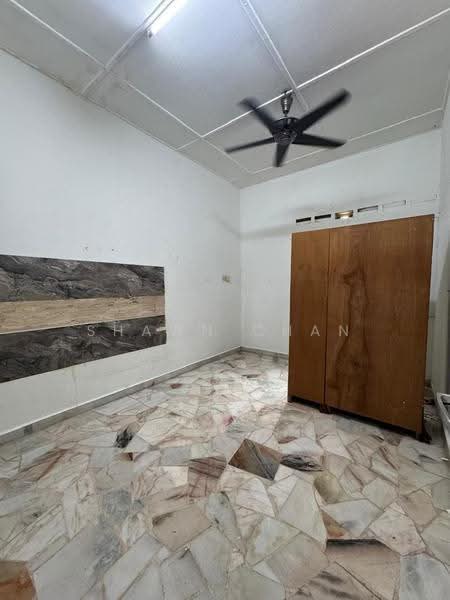 Rumah Teres 1-Tingkat untuk Disewa di Taman Johor Jaya (Johor Bahru) - Shawn Chan - Interior - PropertyGuru.com.my