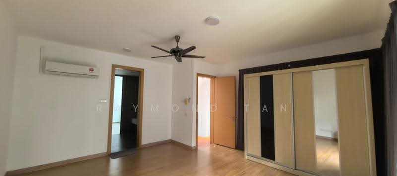3.5-storey Terraced House for Rent in PJU 8/1 Redwood (Damansara Perdana) - Raymond Tan - Bedroom - PropertyGuru.com.my