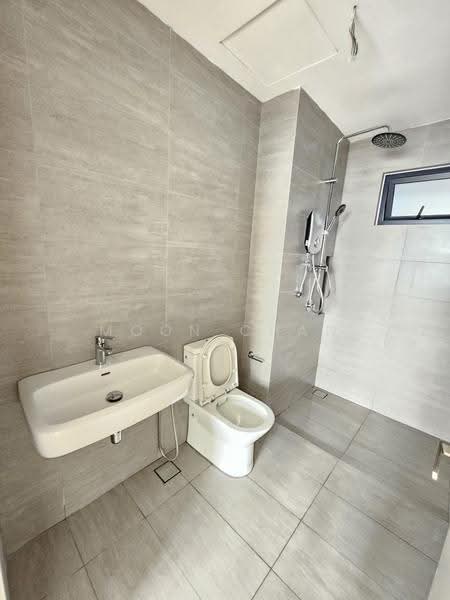 Service Residence for Sale at Residensi Ava @ Kiara Bay - Moon Chan - Bathroom - PropertyGuru.com.my