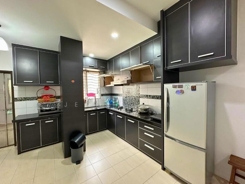 Rumah Teres 2-Tingkat untuk Dijual di Taman Bayu Mutiara (Bukit Mertajam) - Jeffrey Lim - Kitchen - PropertyGuru.com.my