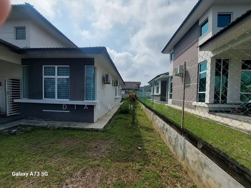 Bungalow House for Sale in Kuala Pilah (Negeri Sembilan) - Diana Hasan - Exterior - PropertyGuru.com.my