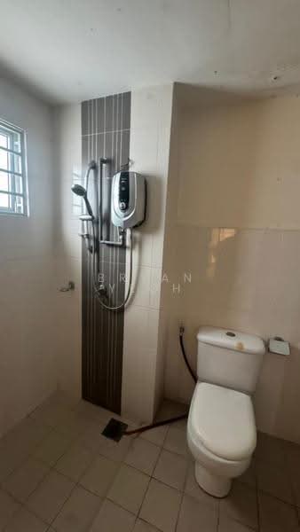 Kondominium untuk Disewa di Symphony Heights (Simfoni Heights) - Bryan Yeoh - Bathroom - PropertyGuru.com.my