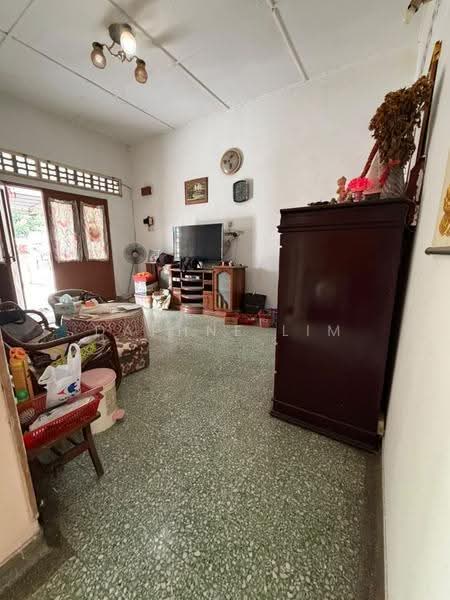 Rumah Teres 1-Tingkat untuk Dijual di Happy Garden (Kuchai Lama) - Daphne Lim - Living Room - PropertyGuru.com.my