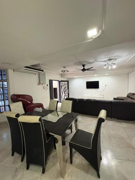 Rumah Teres 2-Tingkat untuk Dijual di Pandan Indah (Ampang) - Alan Lee - Living Room - PropertyGuru.com.my