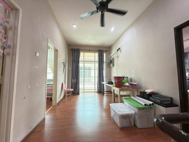 Rumah Berkembar untuk Dijual di Taman Krubong Utama (Krubong) - Tim Piong - Living Room - PropertyGuru.com.my