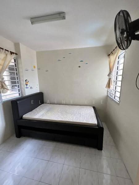 Pangsapuri untuk Dijual di Taman Kristal - Elaine Lee - Bedroom - PropertyGuru.com.my