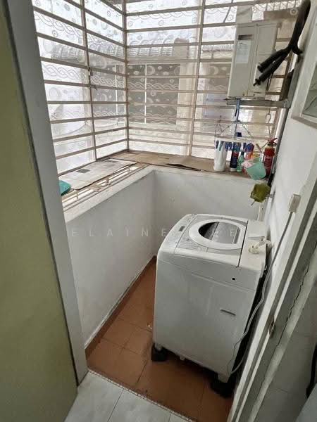 Pangsapuri untuk Dijual di Taman Kristal - Elaine Lee - Balcony - PropertyGuru.com.my