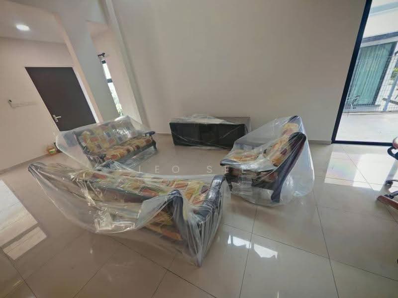 Rumah Berkembar untuk Disewa di Taman Kajang Perdana (Kajang) - Leo See - Living Room - PropertyGuru.com.my