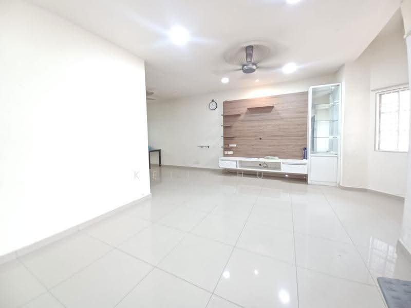 Rumah Teres untuk Dijual di Bandar Puteri Klang (Klang) - Kelly Hu - Living Room - PropertyGuru.com.my