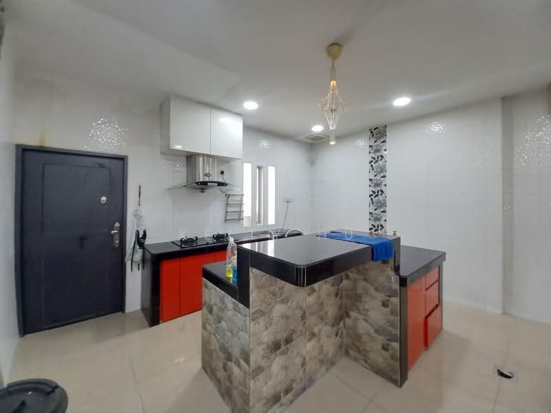 Rumah Teres untuk Dijual di Bandar Puteri Klang (Klang) - Kelly Hu - Kitchen - PropertyGuru.com.my