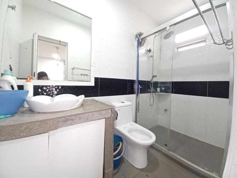 Rumah Teres untuk Dijual di Bandar Puteri Klang (Klang) - Kelly Hu - Bathroom - PropertyGuru.com.my