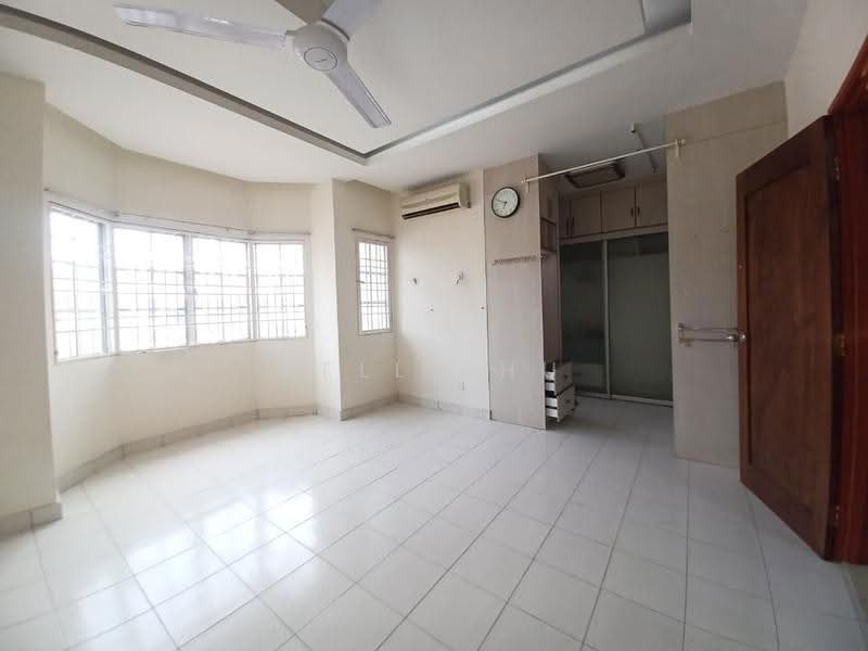 Rumah Teres untuk Dijual di Bandar Puteri Klang (Klang) - Kelly Hu - Living Room - PropertyGuru.com.my