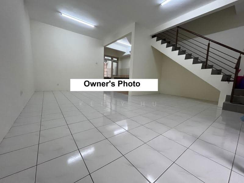 Rumah Teres untuk Disewa di Setia Impian (Setia Alam) - Kelly Hu - Living Room - PropertyGuru.com.my