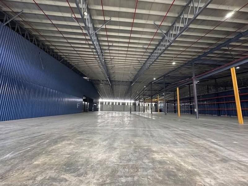 Warehouse for Sale in Bukit Jelutong (Shah Alam) - Fiza Aziz - PropertyGuru.com.my