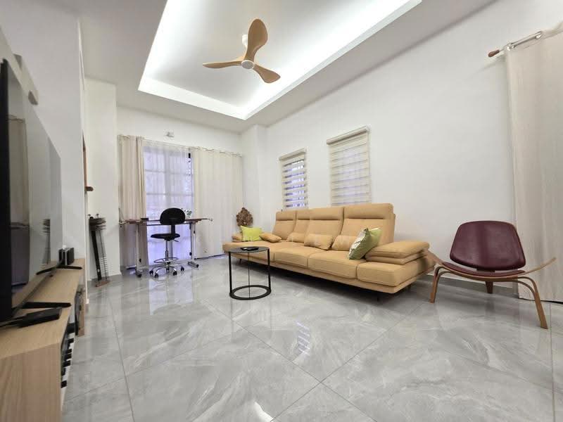 Rumah Berkembar untuk Dijual di Taman Segar Perdana (Cheras) - Ken Lew - Living Room - PropertyGuru.com.my