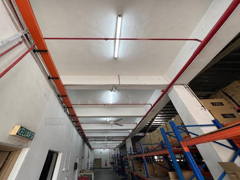 Detached Factory for Sale in Taman Industri Alam Jaya (Puncak Alam) - Eric Yap - Corridor - PropertyGuru.com.my