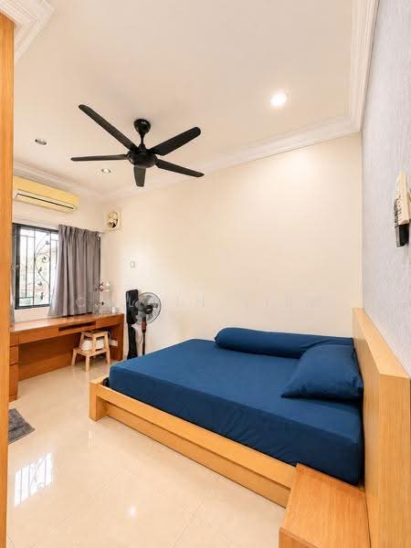 Rumah Banglo untuk Dijual di Bandar Putra Permai (Seri Kembangan) - Calvin Siew - Bedroom - PropertyGuru.com.my