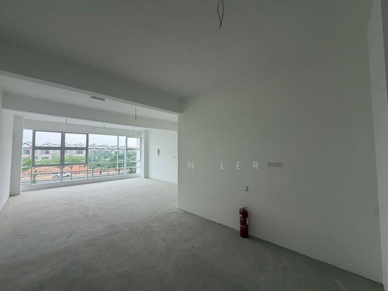 Kedai untuk Disewa di Bandar Dato Onn (Tebrau) - Dovin Ler - Living Room - PropertyGuru.com.my