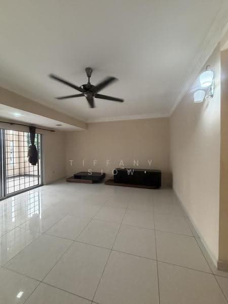 2.5-storey Terraced House for Sale in Seksyen 5 (Petaling Jaya) - Tiffany Siow - Living Room - PropertyGuru.com.my