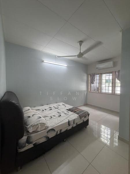 2.5-storey Terraced House for Sale in Seksyen 5 (Petaling Jaya) - Tiffany Siow - Bedroom - PropertyGuru.com.my
