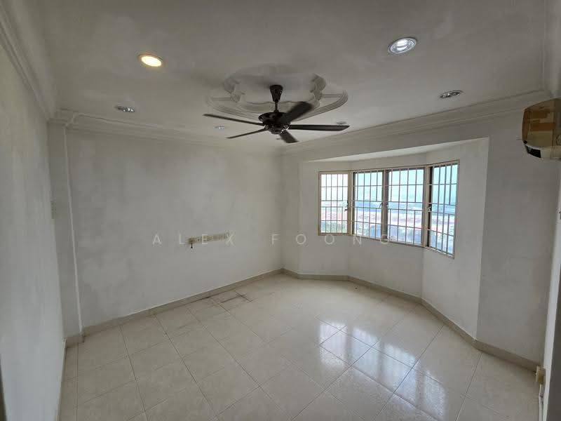 Pangsapuri untuk Disewa di Desa Dua - Alex Foong - Living Room - PropertyGuru.com.my