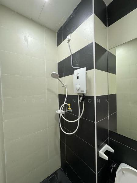 Service Residence for Rent at D'Secret Garden (Pangsapuri Kempas Indah) - Jocelyn Onn - Bathroom - PropertyGuru.com.my
