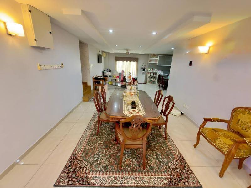 Bungalow House for Sale in Seksyen 2 (Shah Alam) - Ali Idris - Dining Room - PropertyGuru.com.my