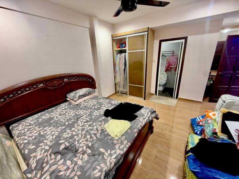 Bungalow House for Sale in Seksyen 2 (Shah Alam) - Ali Idris - Bedroom - PropertyGuru.com.my