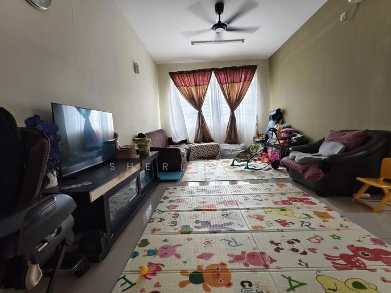 Pangsapuri untuk Dijual di The Pines Residence - Sherlin To - Living Room - PropertyGuru.com.my