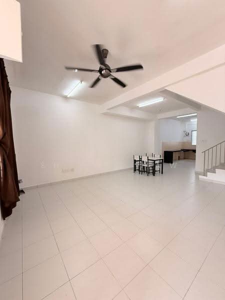 Rumah Teres 2-Tingkat untuk Dijual di Taman Pulai Mutiara (Iskandar Puteri (Nusajaya)) - Shirley Haw - Living Room - PropertyGuru.com.my