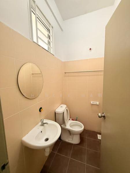 Rumah Teres 2-Tingkat untuk Dijual di Taman Pulai Mutiara (Iskandar Puteri (Nusajaya)) - Shirley Haw - Bathroom - PropertyGuru.com.my