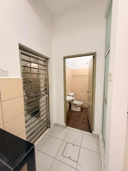 Rumah Teres 2-Tingkat untuk Dijual di Taman Pulai Mutiara (Iskandar Puteri (Nusajaya)) - Shirley Haw - Bathroom - PropertyGuru.com.my