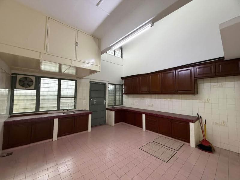 Rumah Teres untuk Dijual di Taman Kok Doh (Batu) - Reen Loke - Kitchen - PropertyGuru.com.my