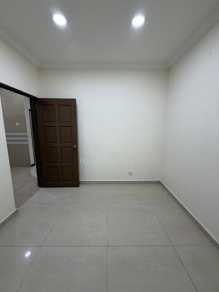 3-storey Terraced House for Sale in Taman Overseas Union (Taman Oug) (Jalan Klang Lama (Old Klang Road)) - Han . - Interior - PropertyGuru.com.my