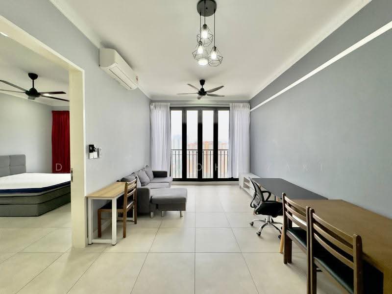 Kediaman Servis untuk Dijual di Sky Meridien - Danial Mohd Zaki - Living Room - PropertyGuru.com.my