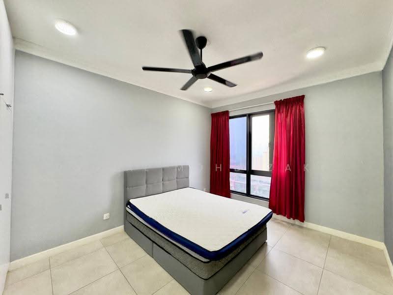 Kediaman Servis untuk Dijual di Sky Meridien - Danial Mohd Zaki - Bedroom - PropertyGuru.com.my