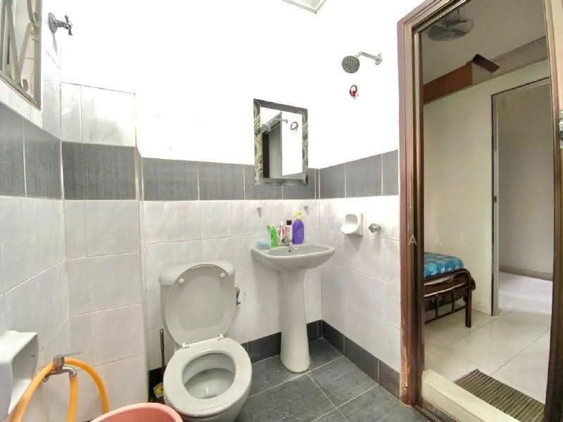 Rumah Teres 2-Tingkat untuk Dijual di Klang (Selangor) - Danial Mohd Zaki - Bathroom - PropertyGuru.com.my