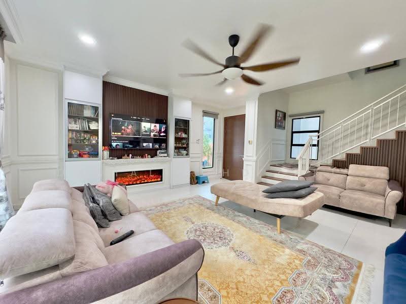 Cluster House for Sale in Shah Alam (Selangor) - Danial Mohd Zaki - Living Room - PropertyGuru.com.my