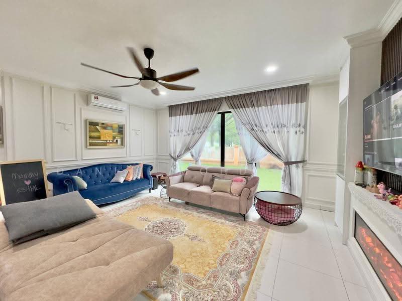 Cluster House for Sale in Shah Alam (Selangor) - Danial Mohd Zaki - Living Room - PropertyGuru.com.my