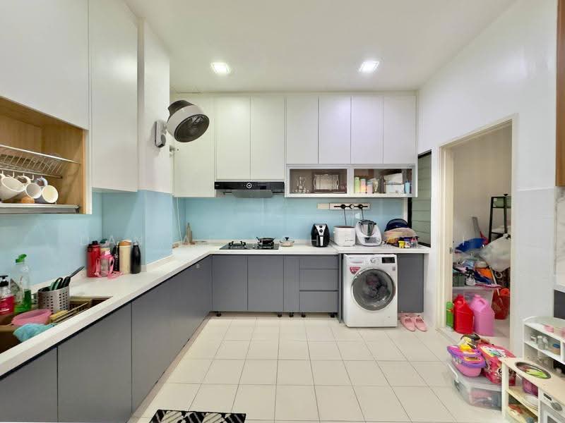 Cluster House for Sale in Shah Alam (Selangor) - Danial Mohd Zaki - Kitchen - PropertyGuru.com.my