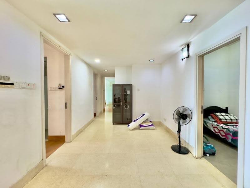 Kondominium untuk Dijual di Brunsfield EmbassyView - Danial Mohd Zaki - Corridor - PropertyGuru.com.my