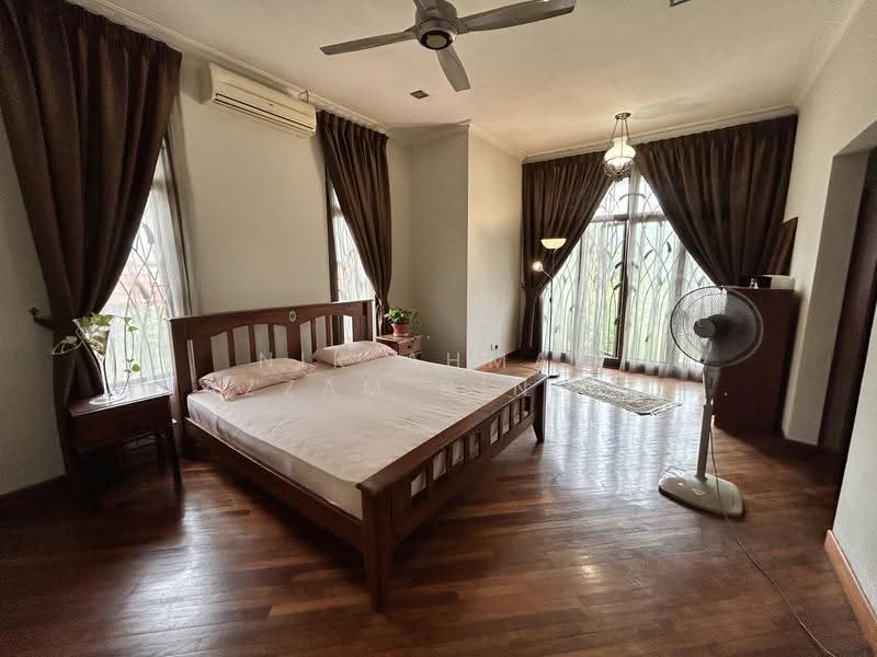 Rumah Banglo untuk Dijual di Seksyen 27 (Shah Alam) - Nik Ahmad Muazzam Bin Nik Mazlan - Bedroom - PropertyGuru.com.my