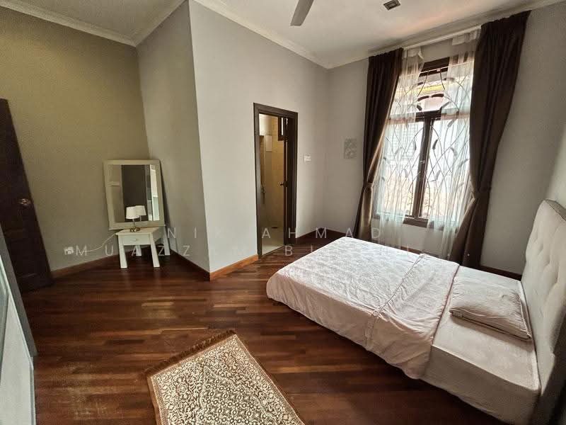 Rumah Banglo untuk Dijual di Seksyen 27 (Shah Alam) - Nik Ahmad Muazzam Bin Nik Mazlan - Bedroom - PropertyGuru.com.my
