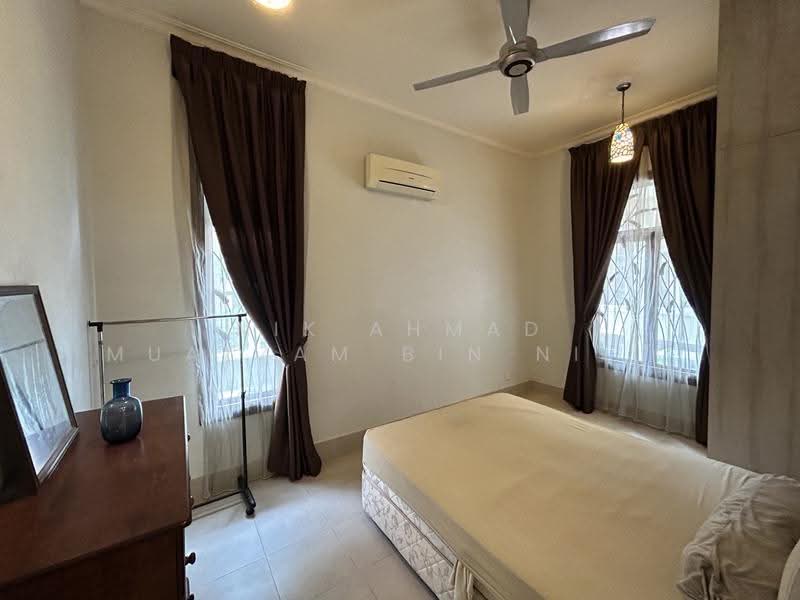 Rumah Banglo untuk Dijual di Seksyen 27 (Shah Alam) - Nik Ahmad Muazzam Bin Nik Mazlan - Bedroom - PropertyGuru.com.my