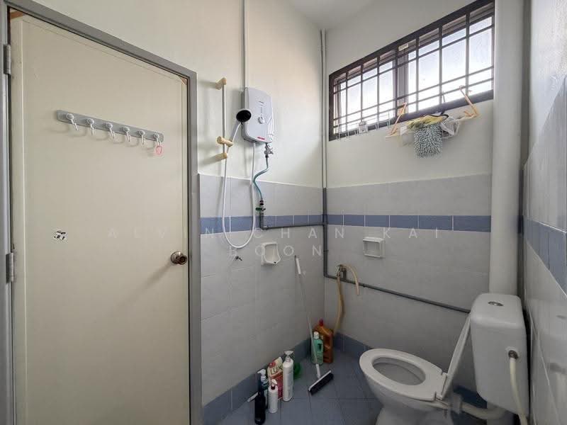 2-storey Terraced House for Sale in Taman Nusa Bestari 2 (Iskandar Puteri (Nusajaya)) - Alvin Chan Kai Boon - Bathroom - PropertyGuru.com.my
